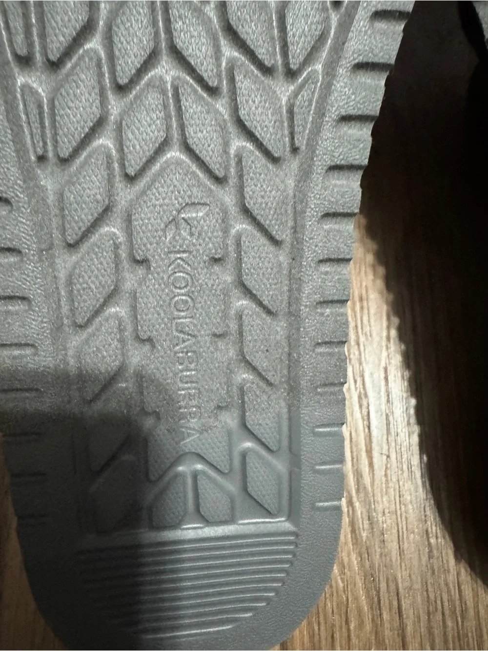 KOOLABURRA By UGG Rommie Men's Gray Slippers Faux Fur Lining Sz. 9 - Picture 8 of 9